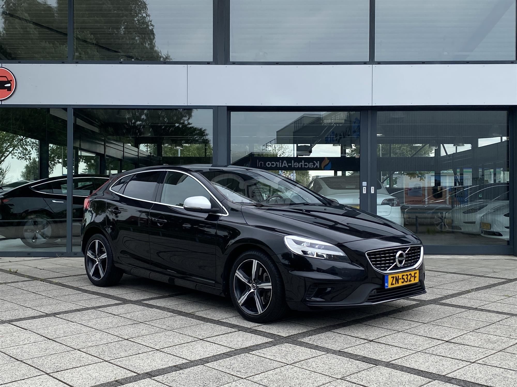 Volvo V40 T3 Polar 2019