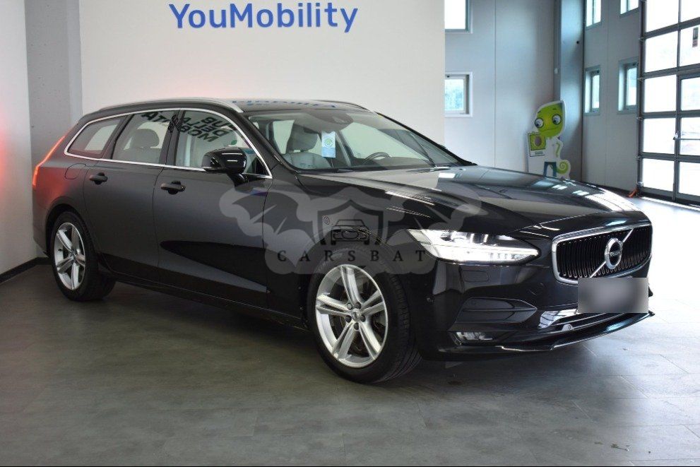 Volvo V90 D5 Momentum 2018