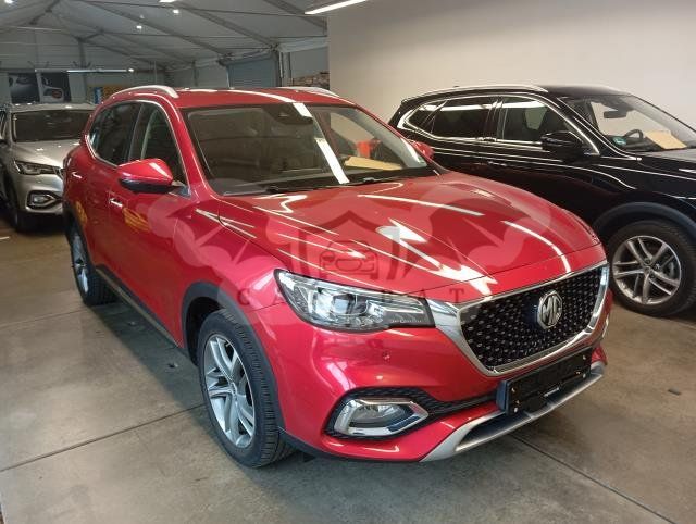 MG EHS Luxury 2022