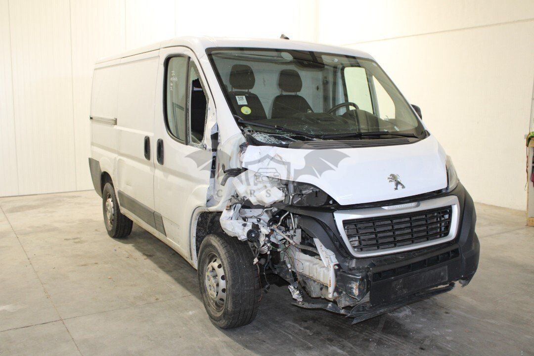 Peugeot Boxer L1H1 Asphalt 2021