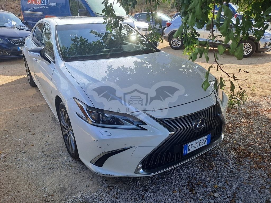 Lexus ES 300h 2021
