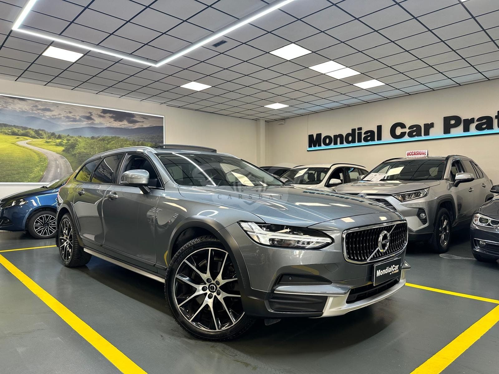 Volvo V90 Cross Country D5 2019