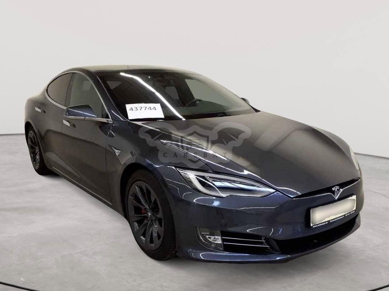 Tesla Model S 2020