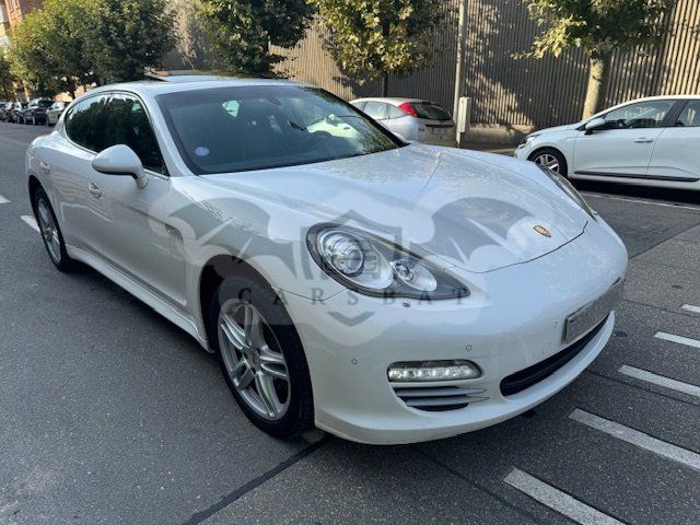 Porsche Panamera 4 3.6i 2010