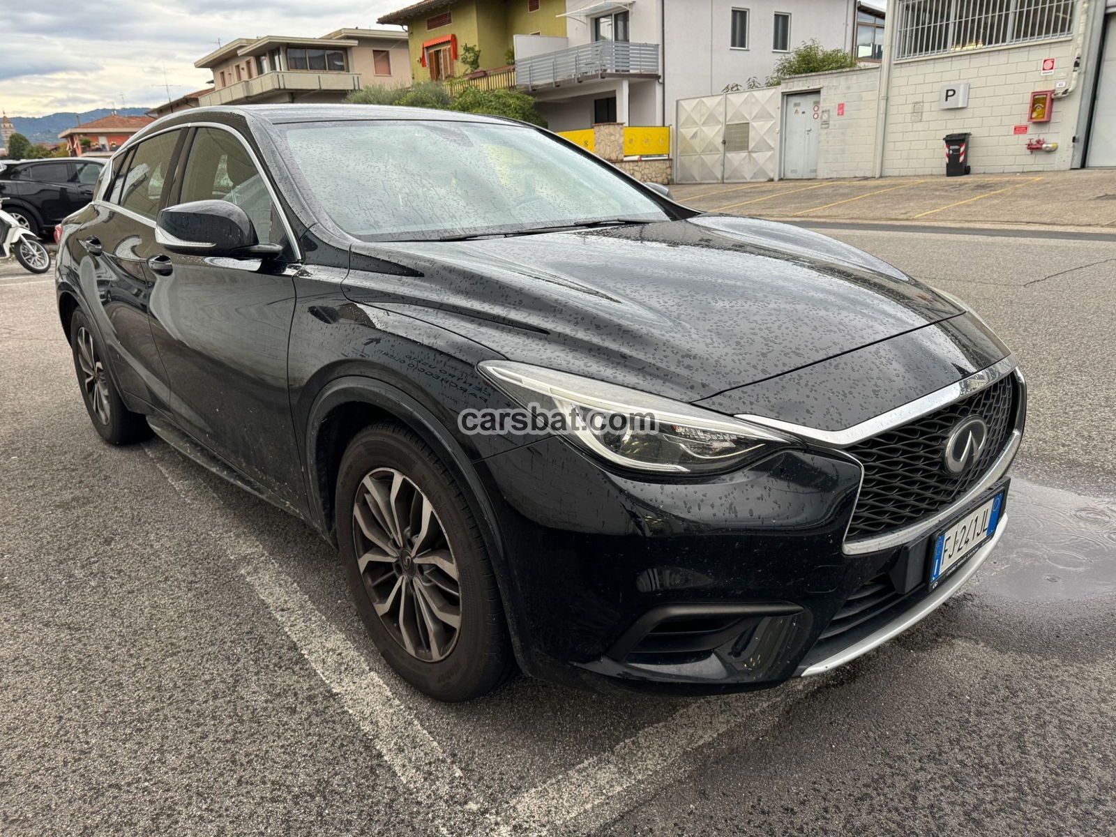 Infiniti Q30 1.5d Business 2017