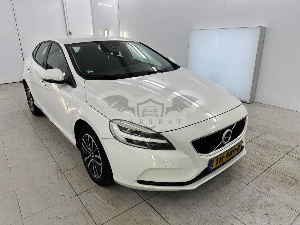 Volvo V40 T2 2018
