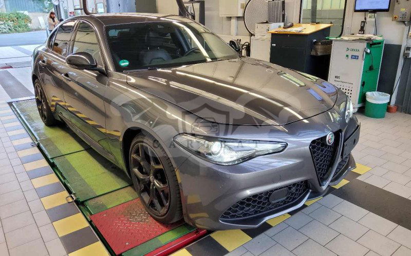 Alfa Romeo Giulia 2.0 Veloce 2021