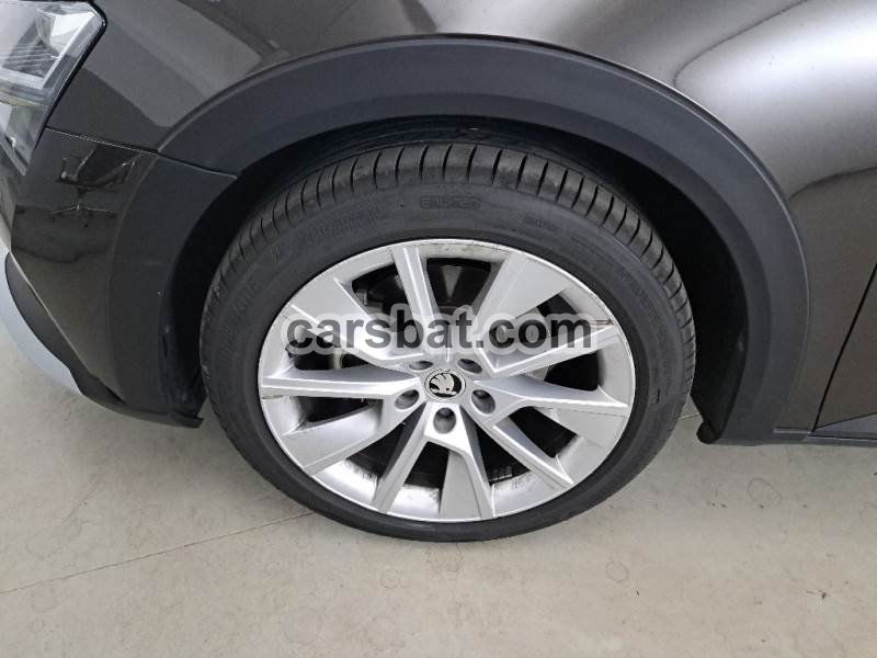 Skoda Superb Combi 2.0 TDI Scout 2021