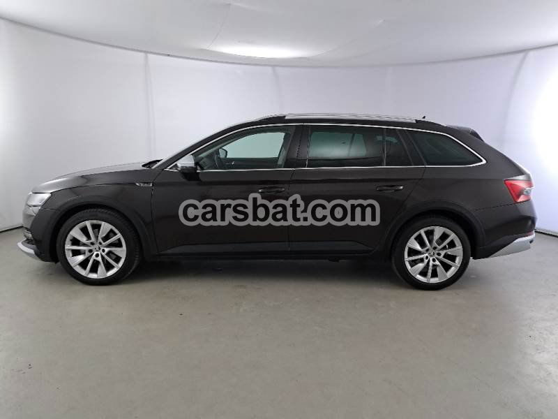 Skoda Superb Combi 2.0 TDI Scout 2021