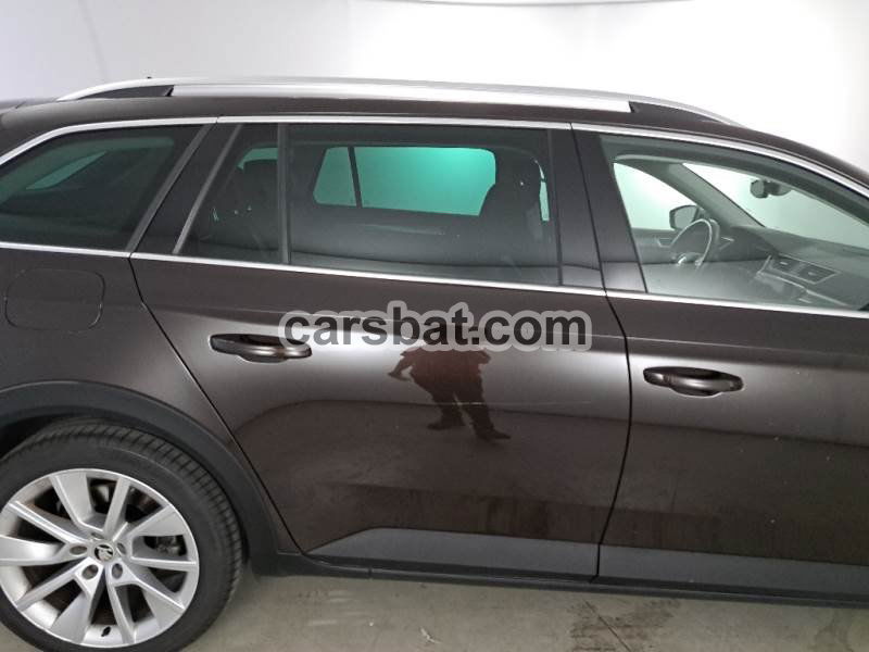 Skoda Superb Combi 2.0 TDI Scout 2021