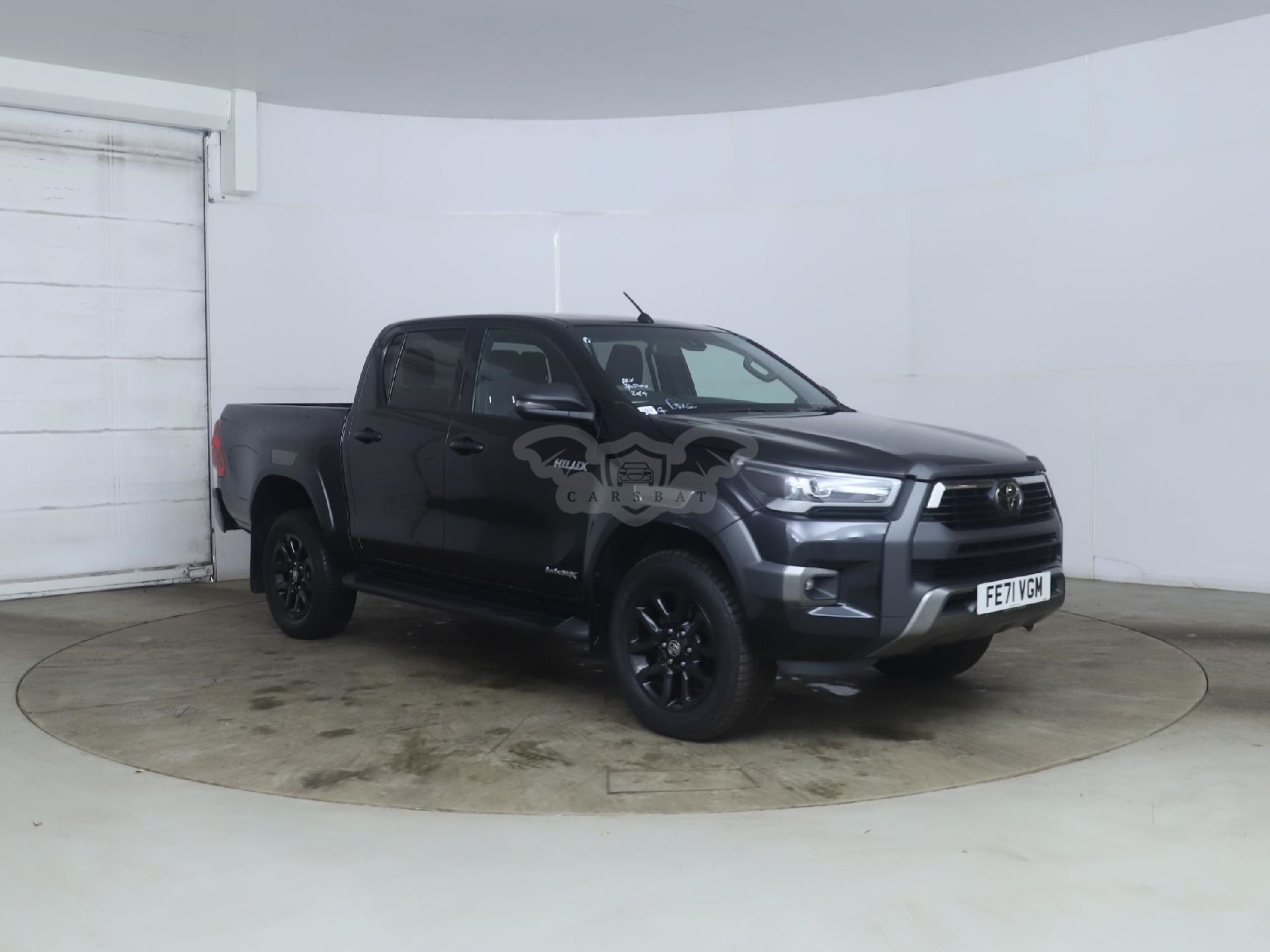 Toyota Hilux 2.8 D-4D Invincible X 2021