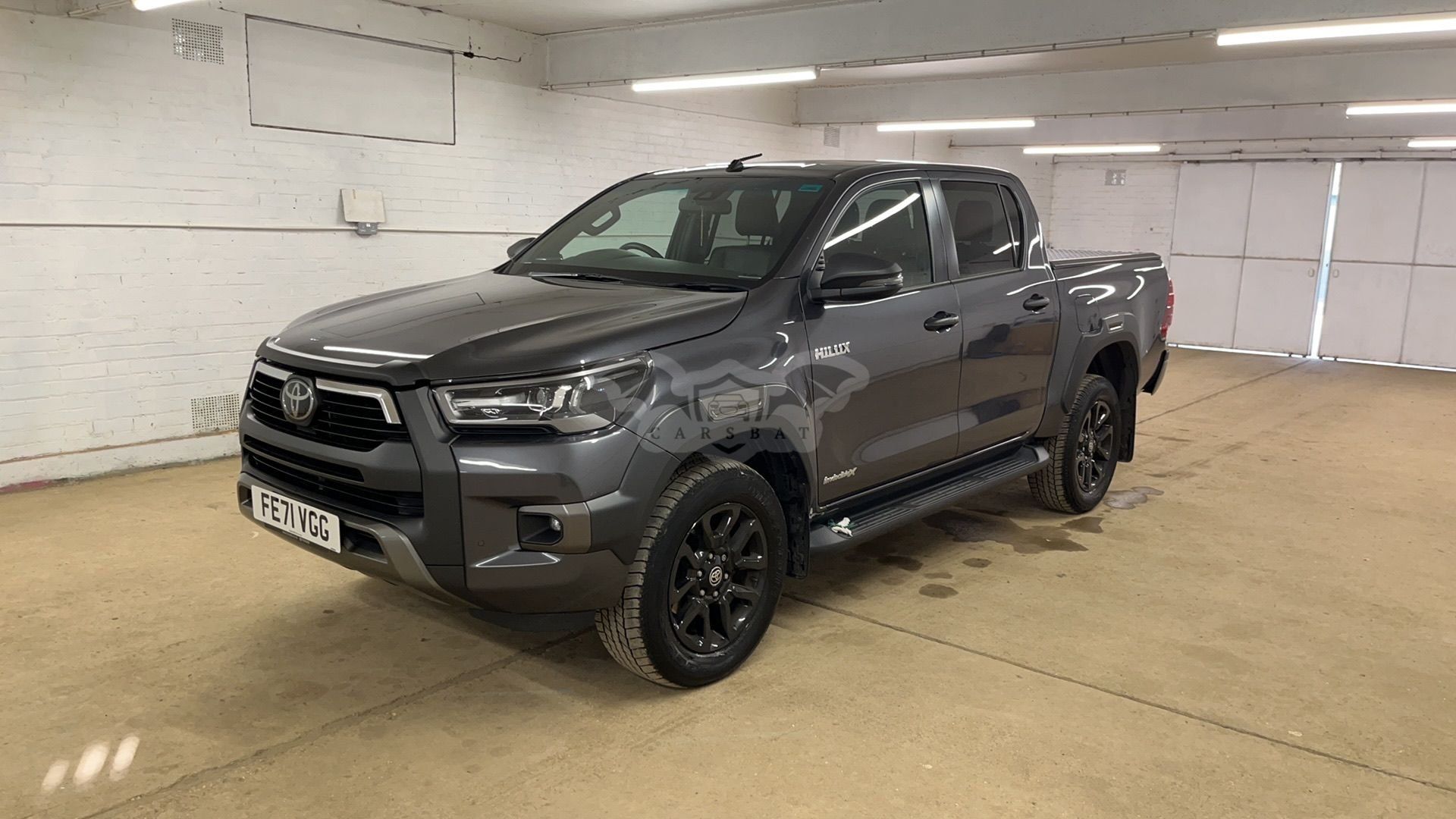 Toyota Hilux 2.8 D-4D Invincible X 2021