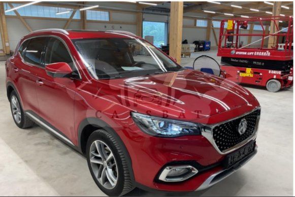 MG EHS Luxury 2022