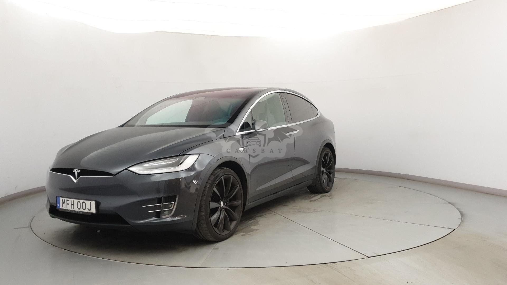 Tesla Model X 2020