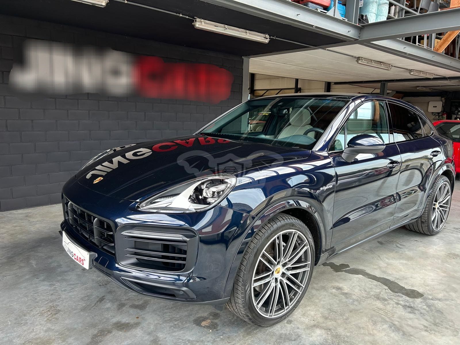 Porsche Cayenne Coupé 3.0 Platinum Edition 2021