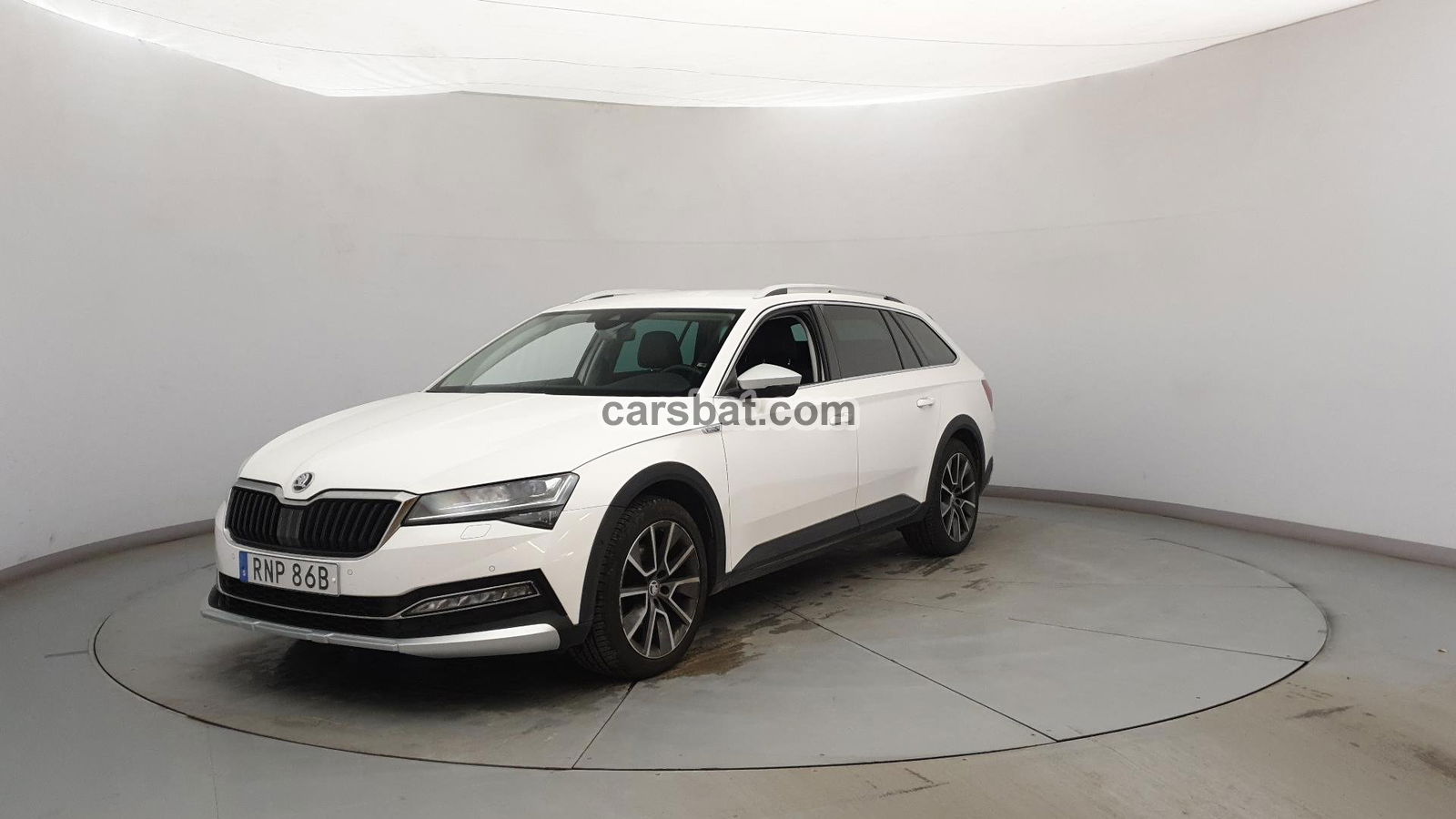 Skoda Superb Combi 2.0 TDI Scout 2021