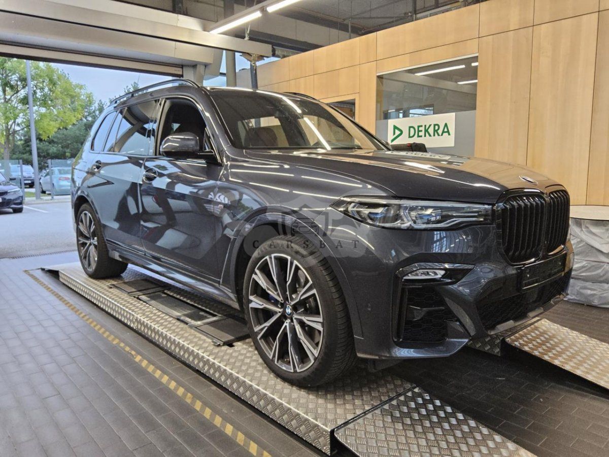 BMW X7 2019