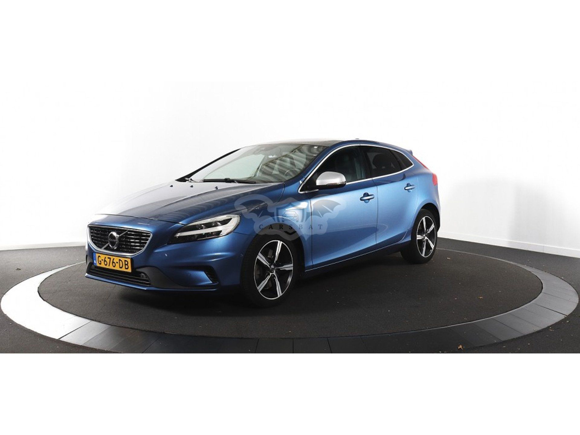 Volvo V40 T3 R-design 2019