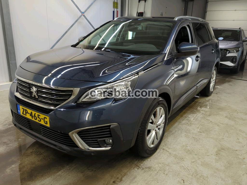 Peugeot 5008 1.2i Executive 2019