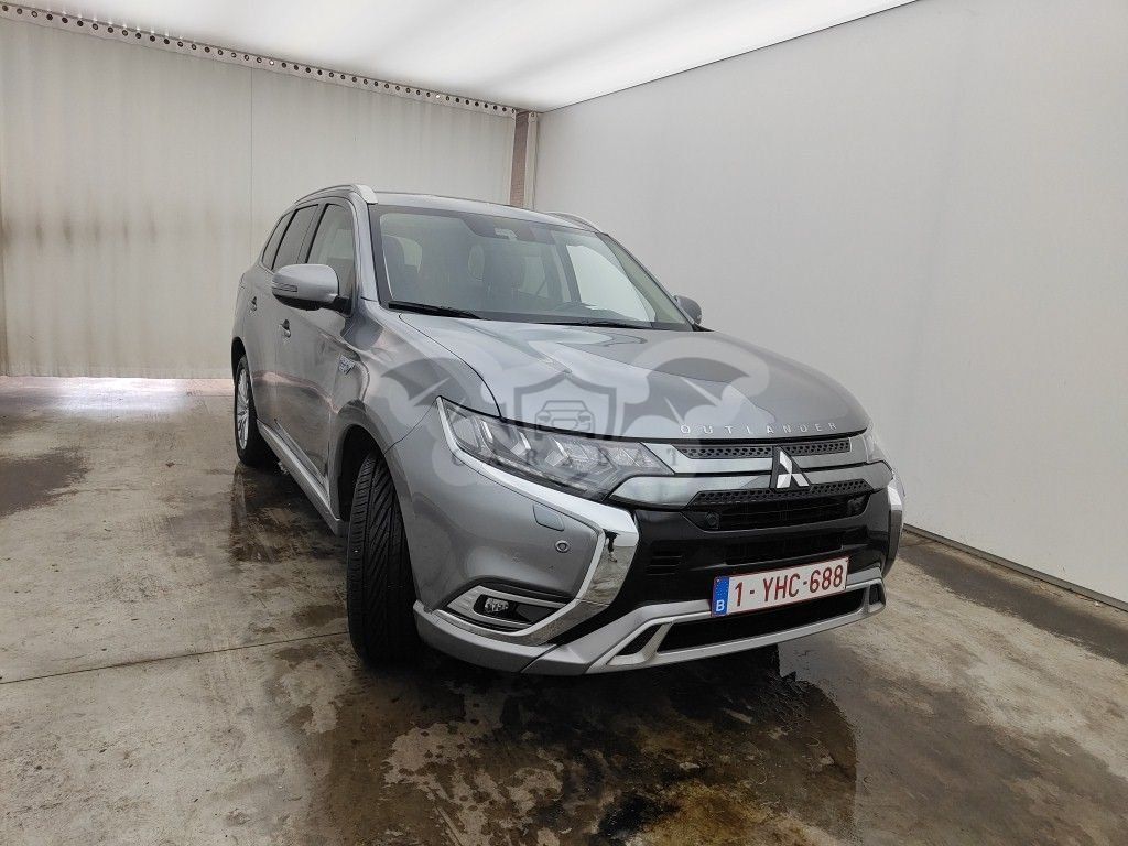 Mitsubishi Outlander 2.4 Business 2020