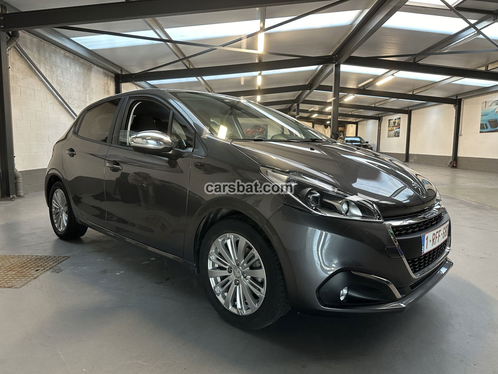 Peugeot 208 1.2i Signature 2019