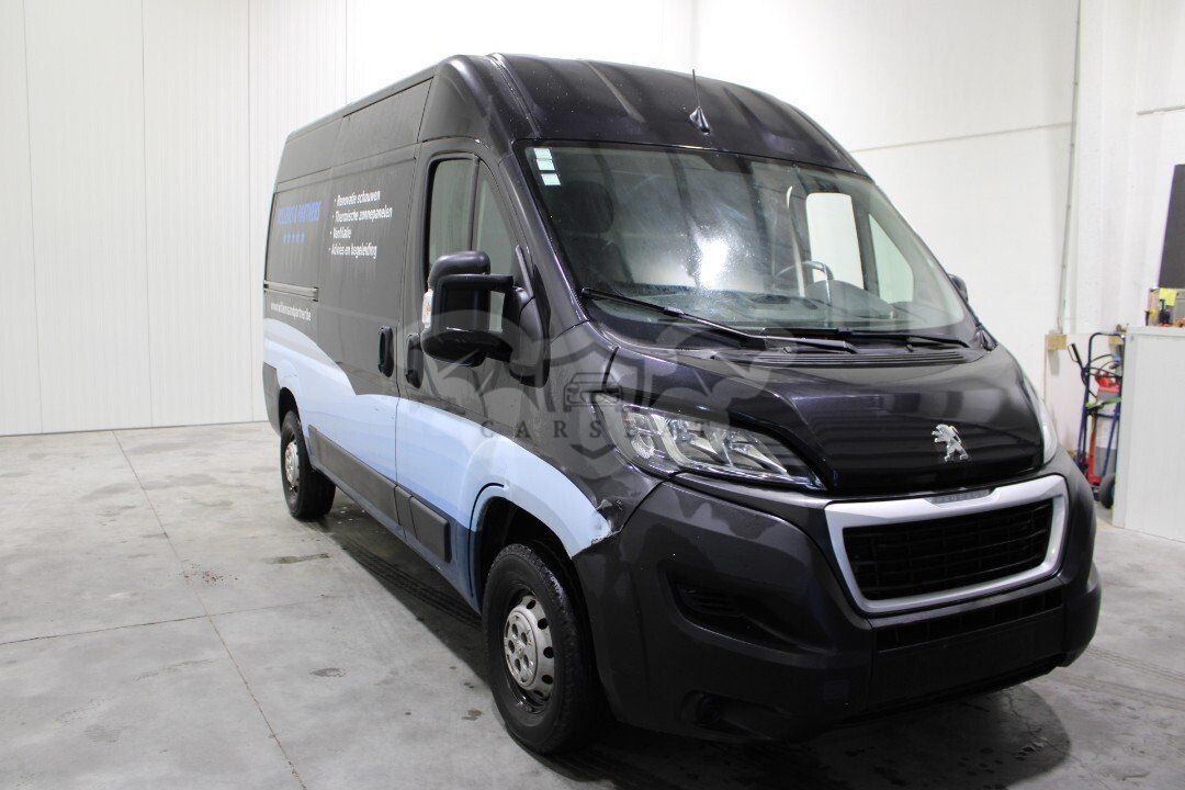 Peugeot Boxer L2H2 2.2 HDI Premium 2021
