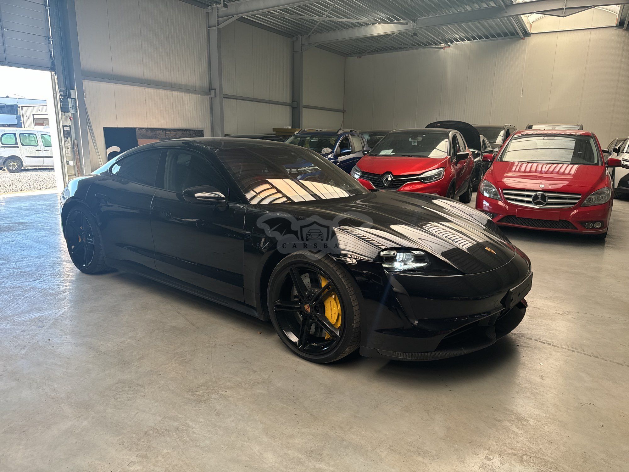 Porsche Taycan Turbo S 93 kWh 2021