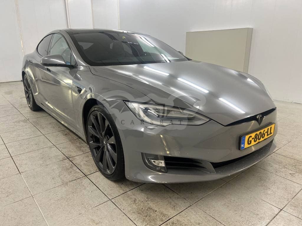 Tesla Model S 2019