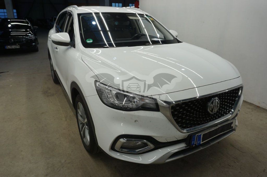 MG EHS Luxury 2022