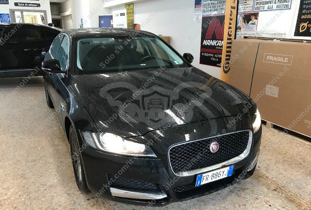 Jaguar XF 2.0d Pure 2018