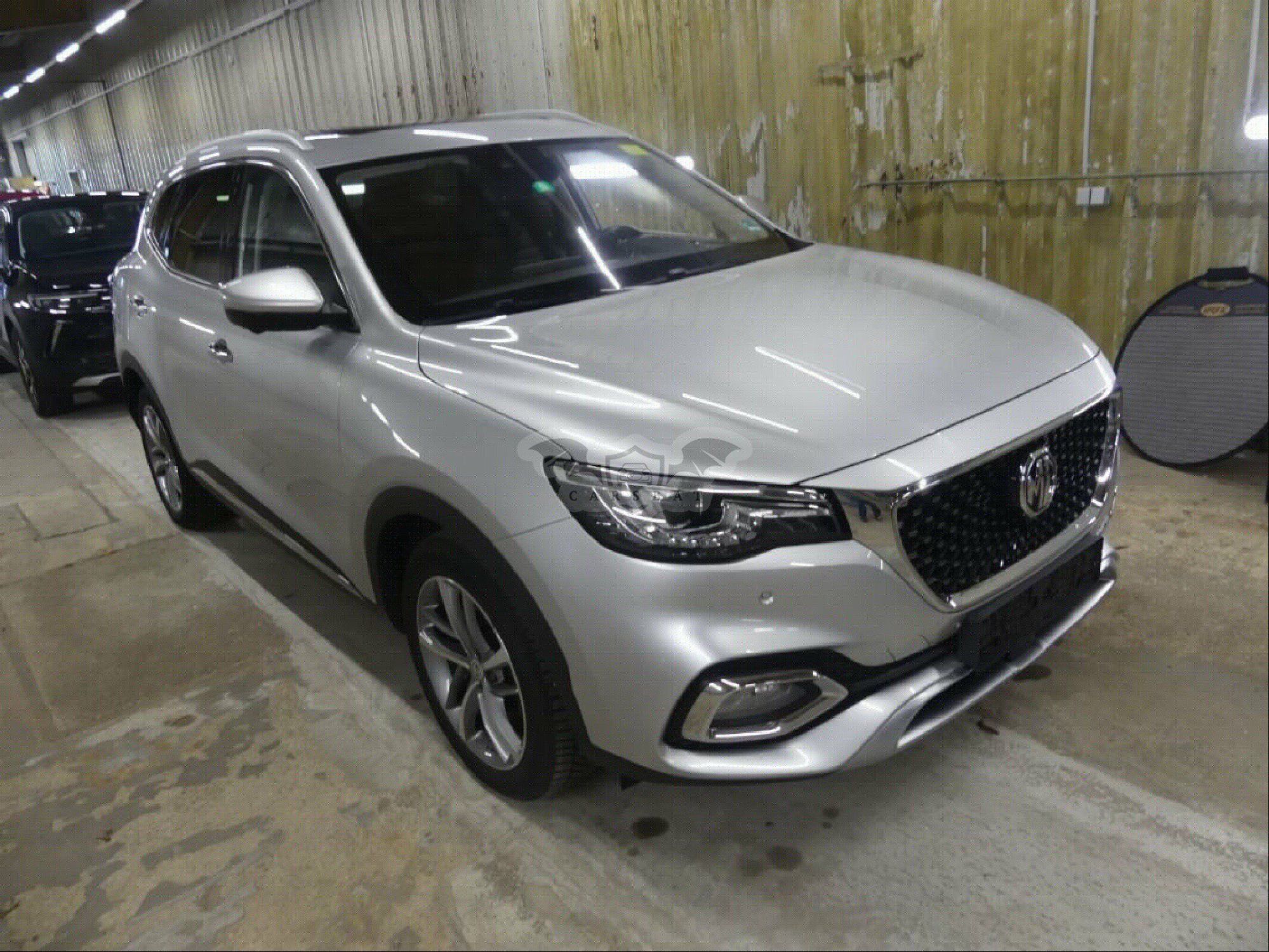 MG EHS Luxury 2022