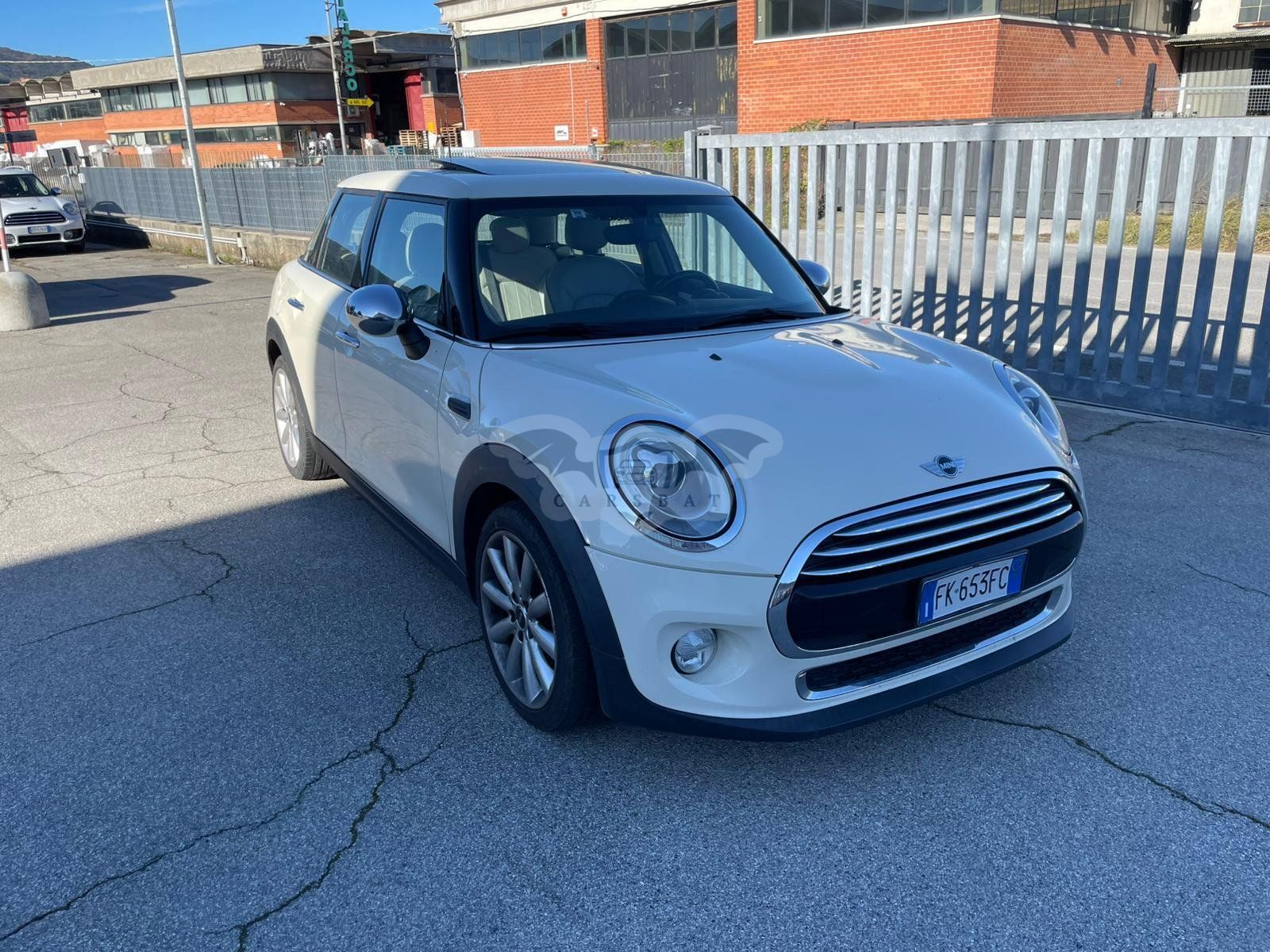 Mini 5 Doors Cooper D 1.5 Business 2017