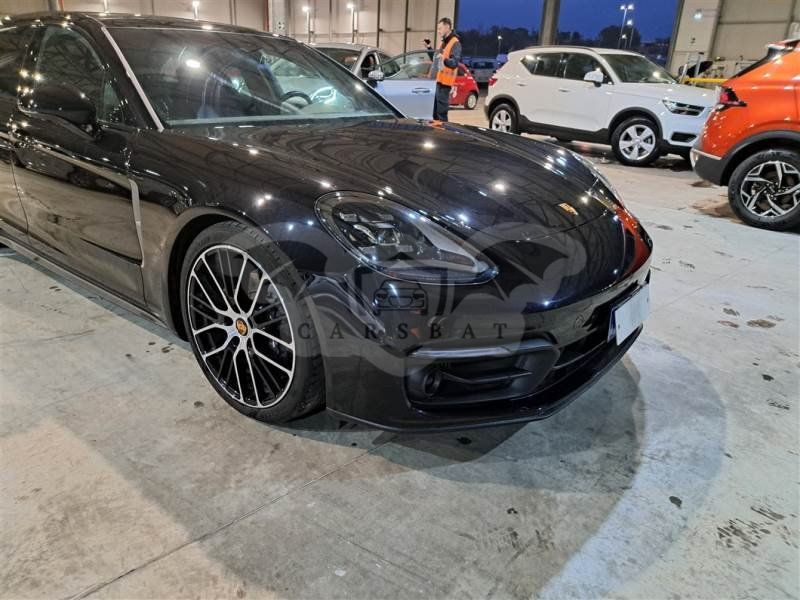 Porsche Panamera 4 Platinum Edition 2023