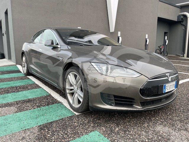 Tesla Model S 85 85 kWh 2016