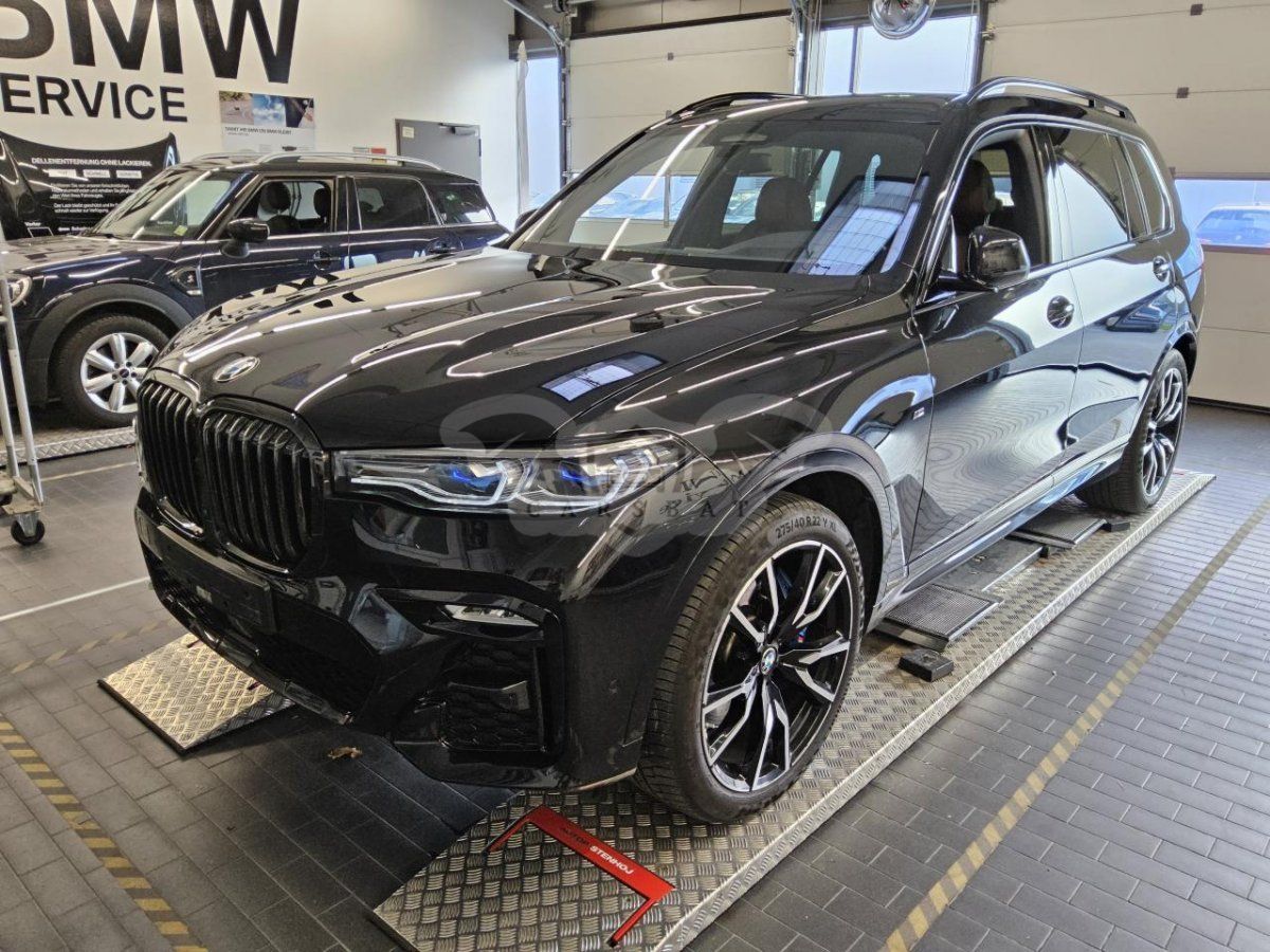 BMW X7 40d 2021