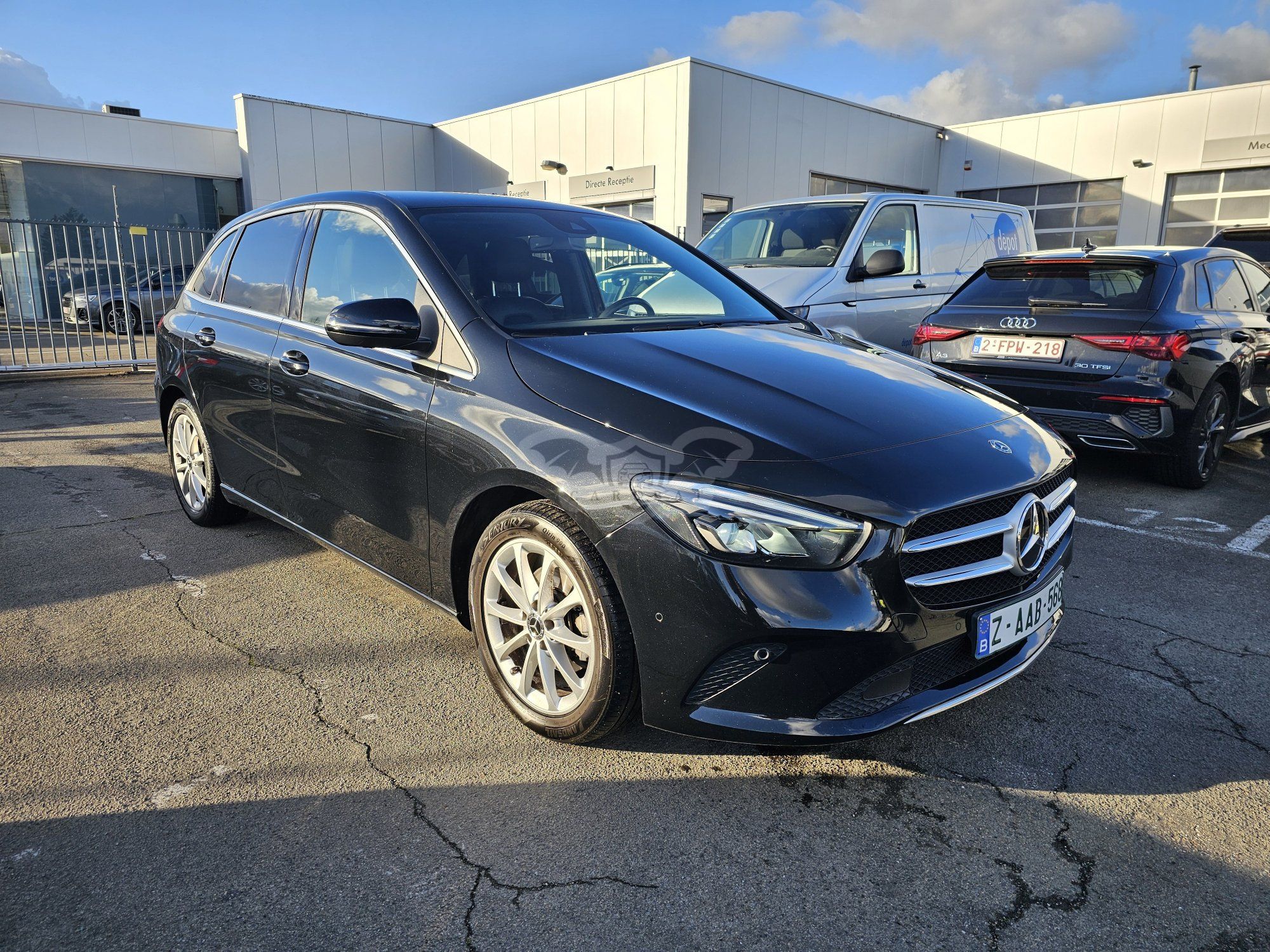 Mercedes-Benz B 180d Launch Edition 2020