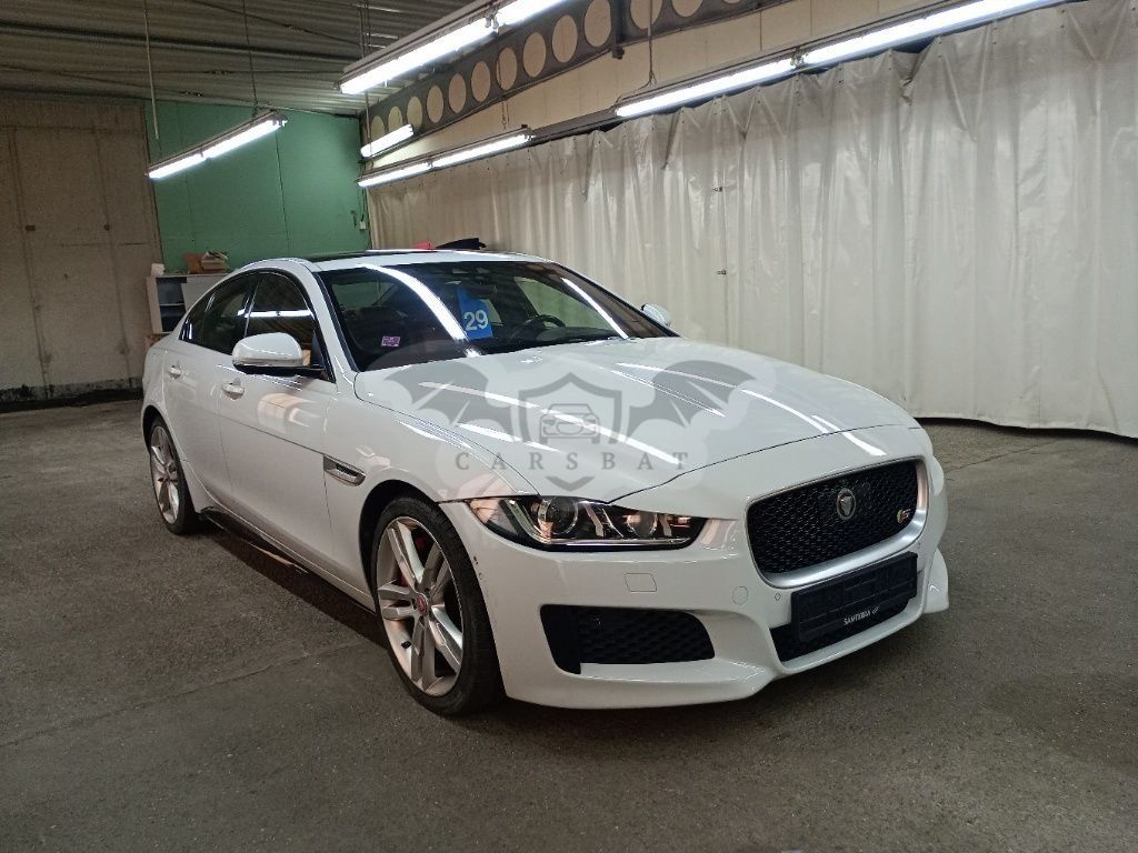 Jaguar XE S 2016