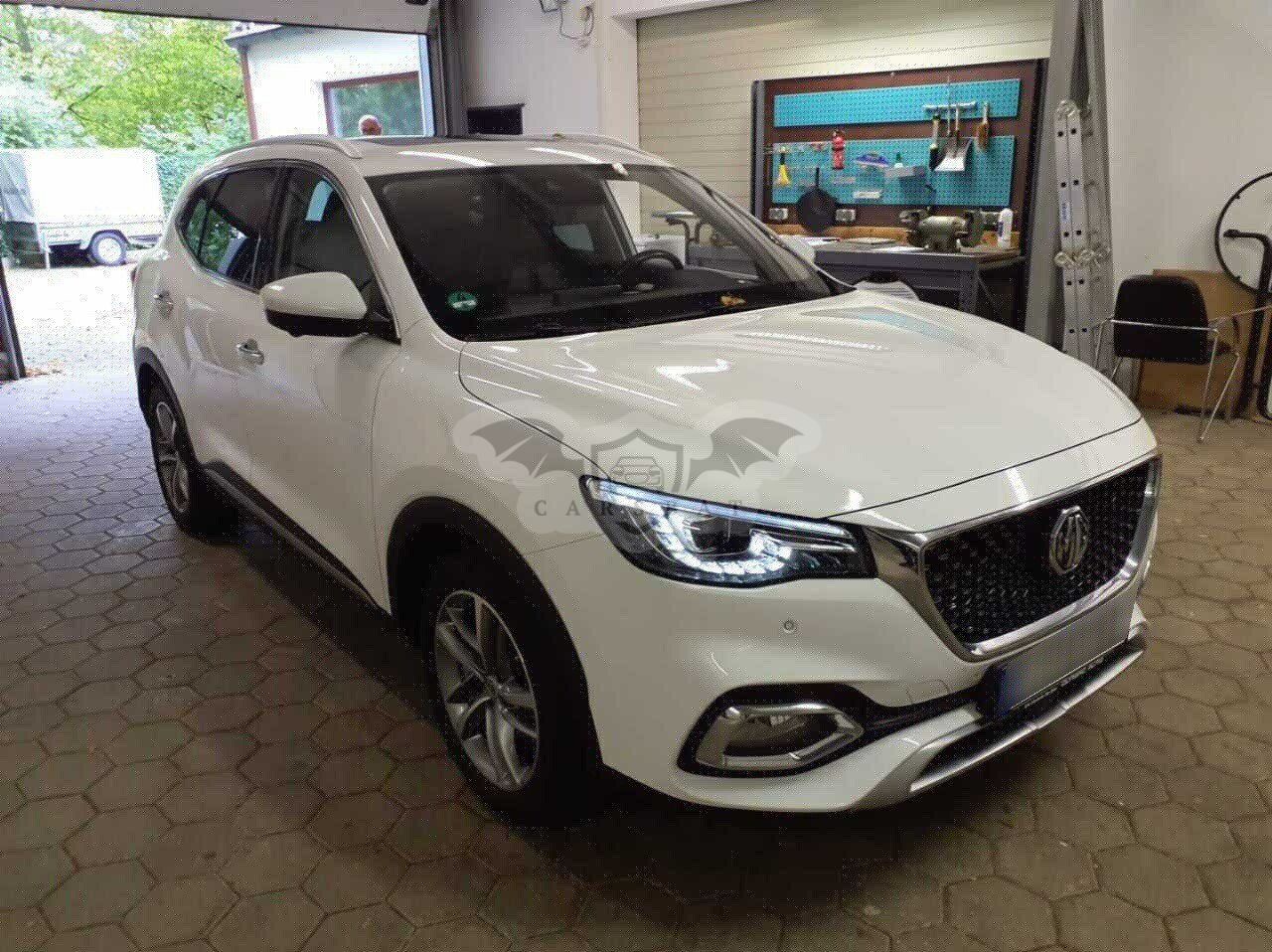 MG EHS Luxury 2021