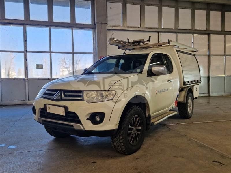 Mitsubishi L200 2.5d 2014