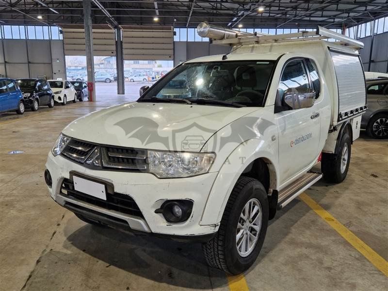 Mitsubishi L200 2.5 TDI 2014