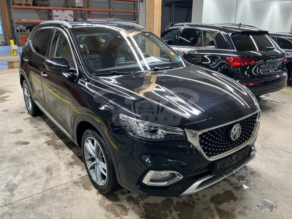MG EHS Luxury 2022