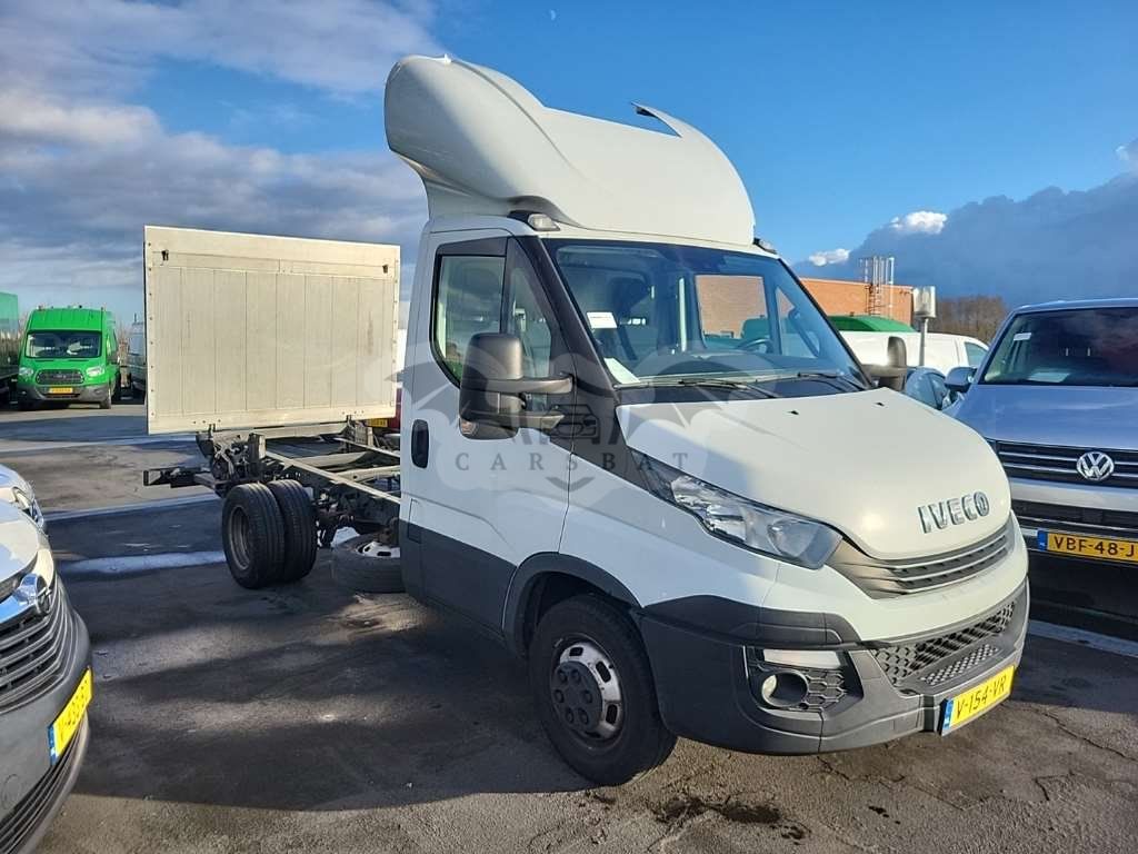 Iveco Daily Chassis Cabine 2.3 2019