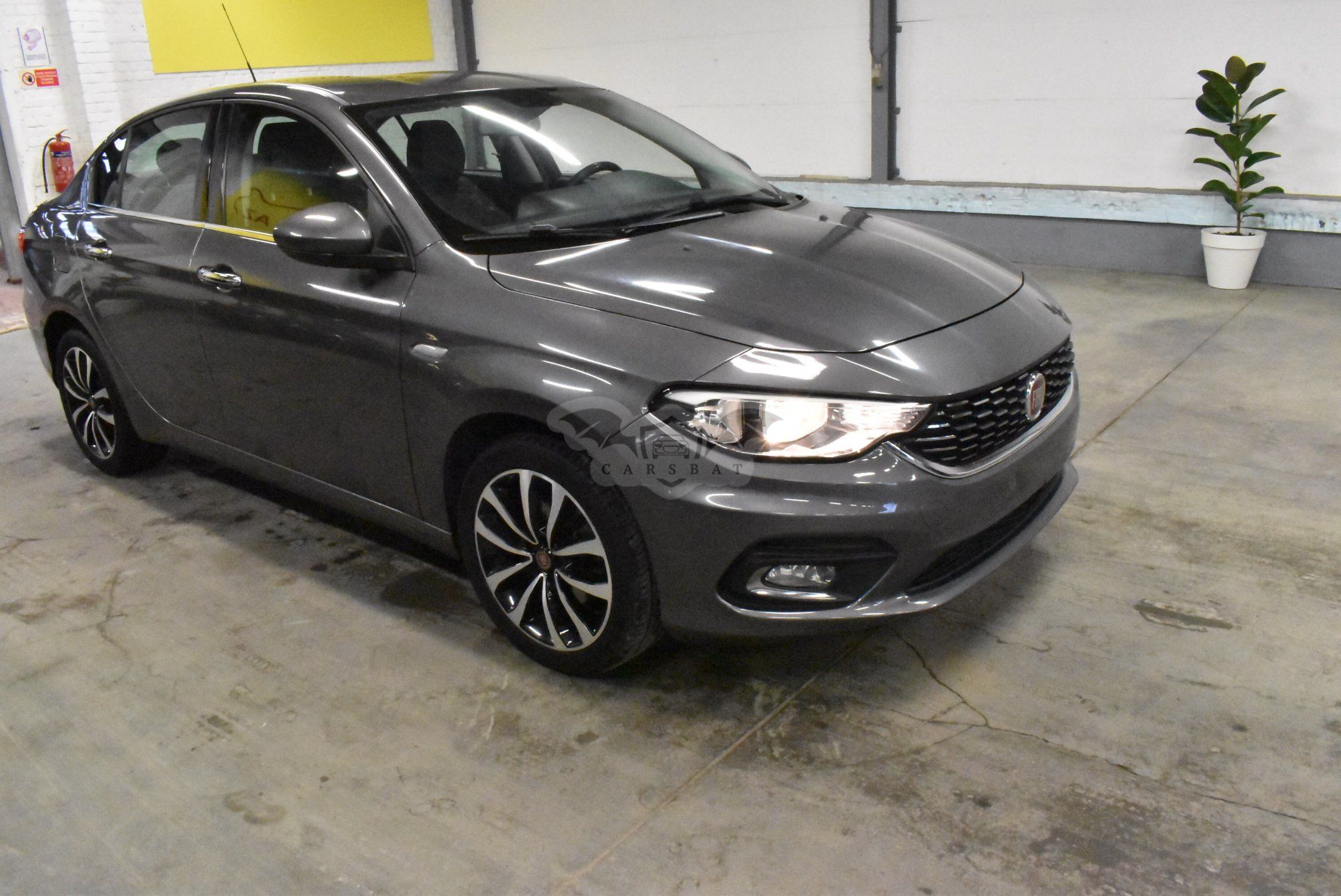 Fiat Tipo 1.6i Lounge 2016