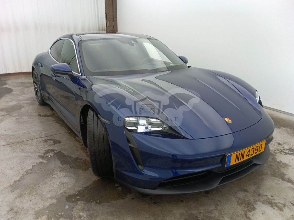 Porsche Taycan 4S 2021