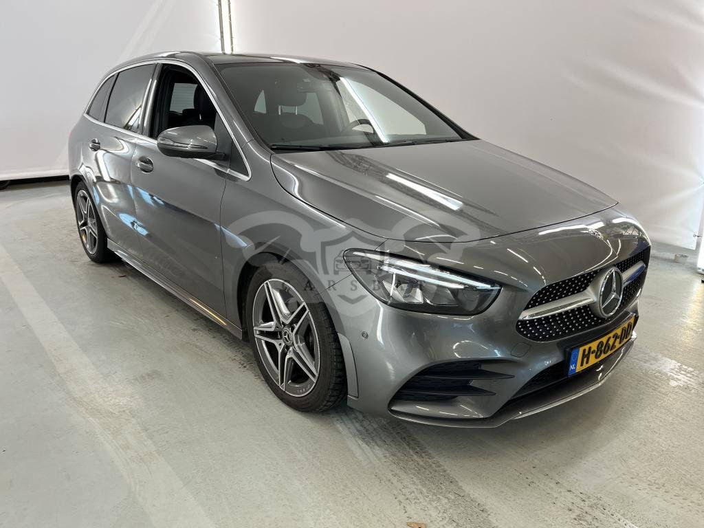 Mercedes-Benz B 180 Business Solution AMG 2020