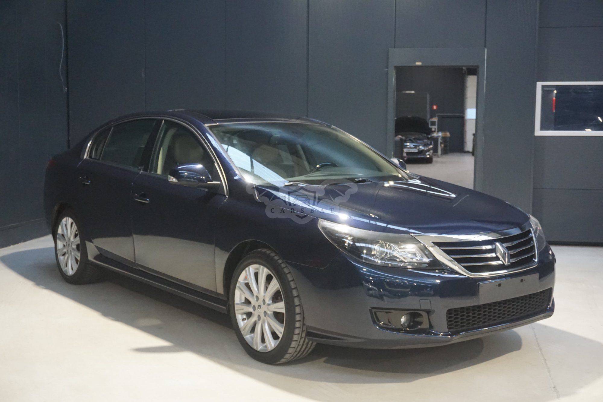 Renault Latitude (SM5) 2.0 Business 2012