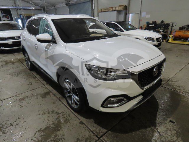 MG EHS Luxury 2022