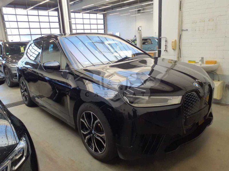 BMW iX 40 2023