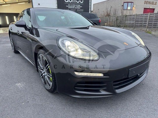 Porsche Panamera S 3.0 2015