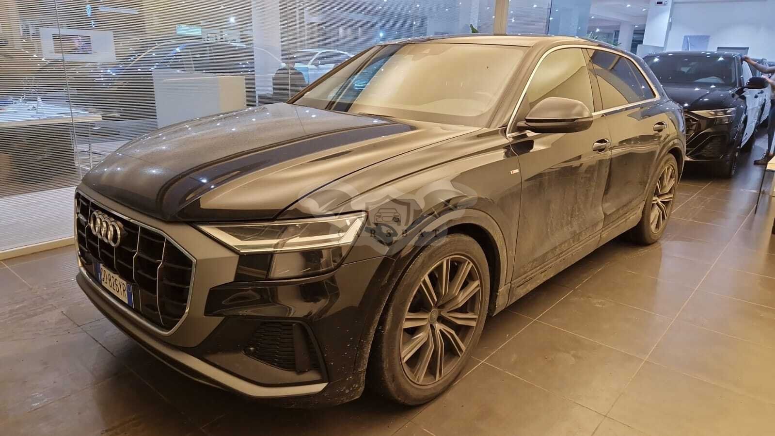 Audi Q8 45 TDI Sport 2021